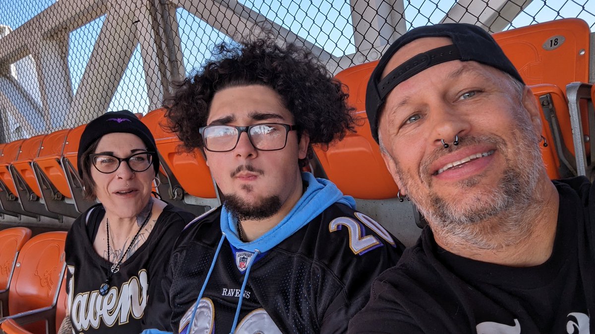 Takin' a quick break from #metalmusic and hanging out with 2/3 of the Mayhem Music #Promotions crew at the Brown's game! #CLEvsBAL #BALvsCLE