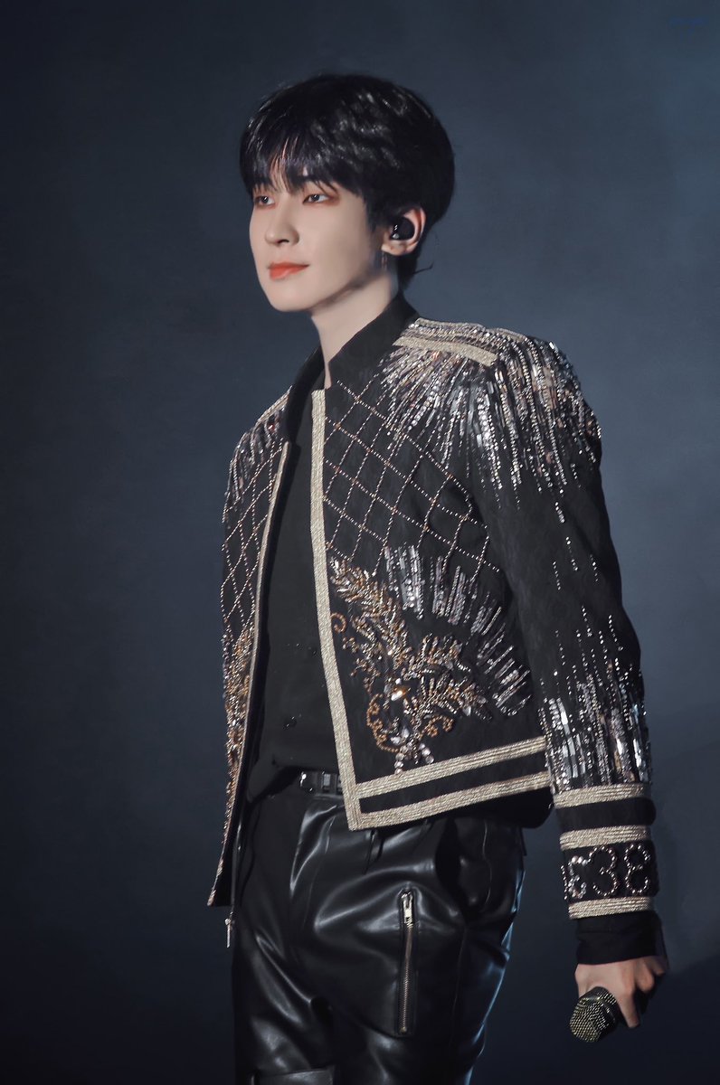 N년전 오늘의 원우 tweet media