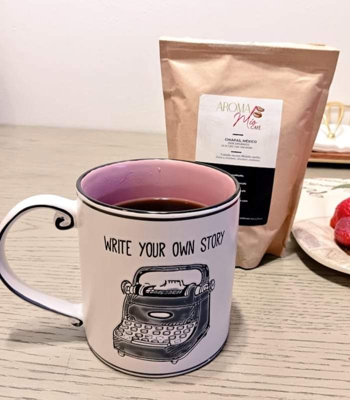 AromaMioCafe's tweet photo. Hoy es el Día Internacional del #Café... ¡Por los que disfrutamos cada día el placer de un café cargado de emociones! ☕🍂 #AromaMíoCafé https://t.co/7jIN5rWcQP