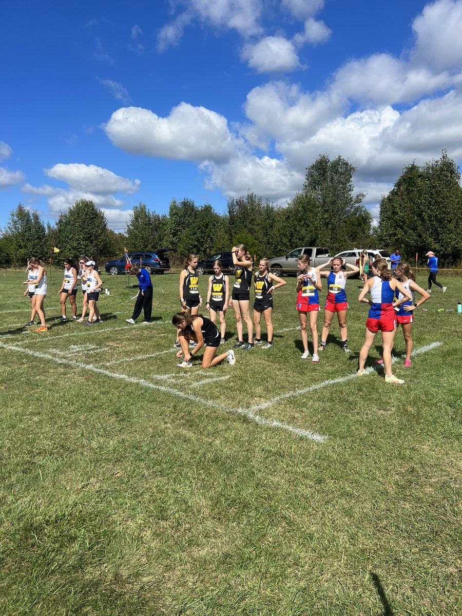 SullySB's tweet photo. It was great to cheer on the Westfield Bulldogs @GoBulldogsXC in our district yesterday at Bull Run Park. Many of our middle schoolers were also competing in our first ever FCPS middle school cross country races. I’m excited we have started these middle school sports offerings! https://t.co/lH2OMJiSQg