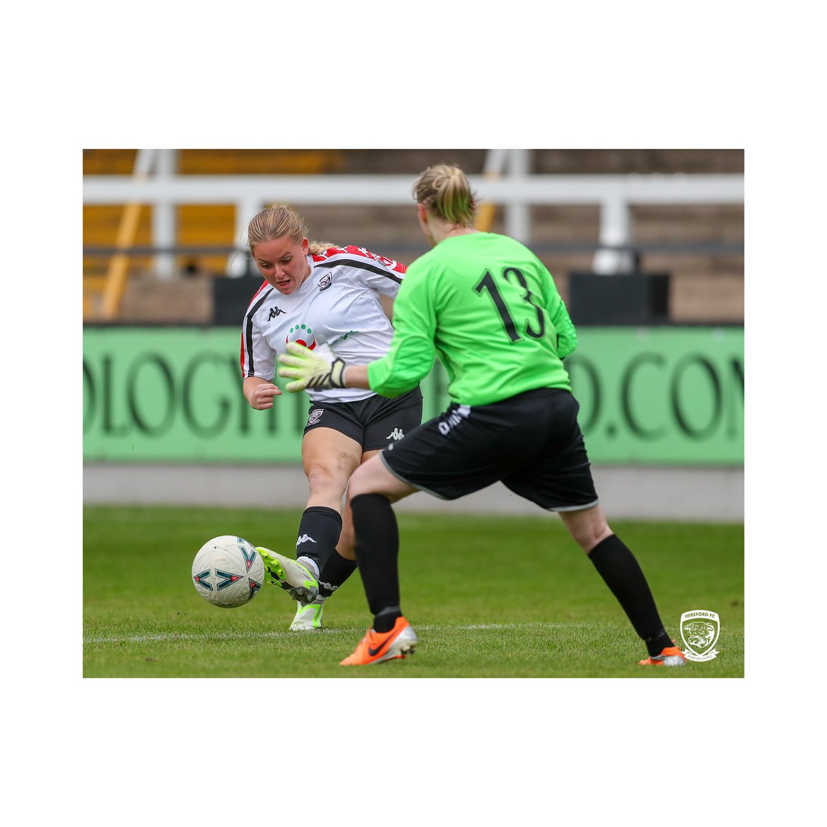 cas_pho7os's tweet photo. Hereford FC Woman 6-1 Worcester United Woman
🔴⚪️⚫️
@HerefordFCWomen @HerefordFC
#HFC #OurCity #COYW #TheBullets https://t.co/qtmg2oDqrb