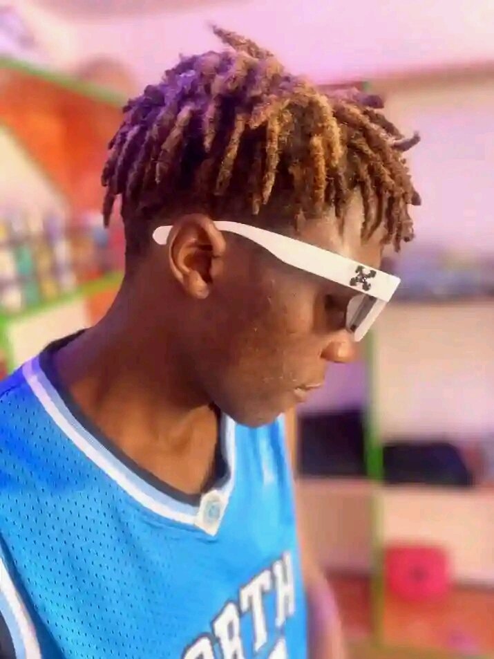 iamemmortal's tweet photo. Open Info.
#Sorry4ThaWait
Release date for International Berom Boy EP will be out Soon.
Its About That Time. ππΊπ€π’
STAY TUNED π°π°
#Emmortal #ThaTruth #IBB #InternationalBeromBoyEP #IBBEP #jos #lagos #rapper #hiphop #rap #afrobeats #afrosound #JTOWN #drillmusic #bars https://t.co/DLia37w70V
