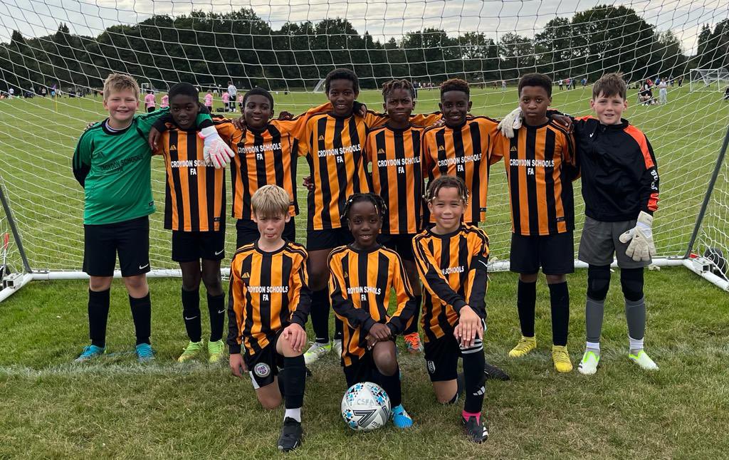 fionalfc10's tweet photo. @FootballCroydon Croydon district u11s season 2023-24 https://t.co/uld3moUYuY
