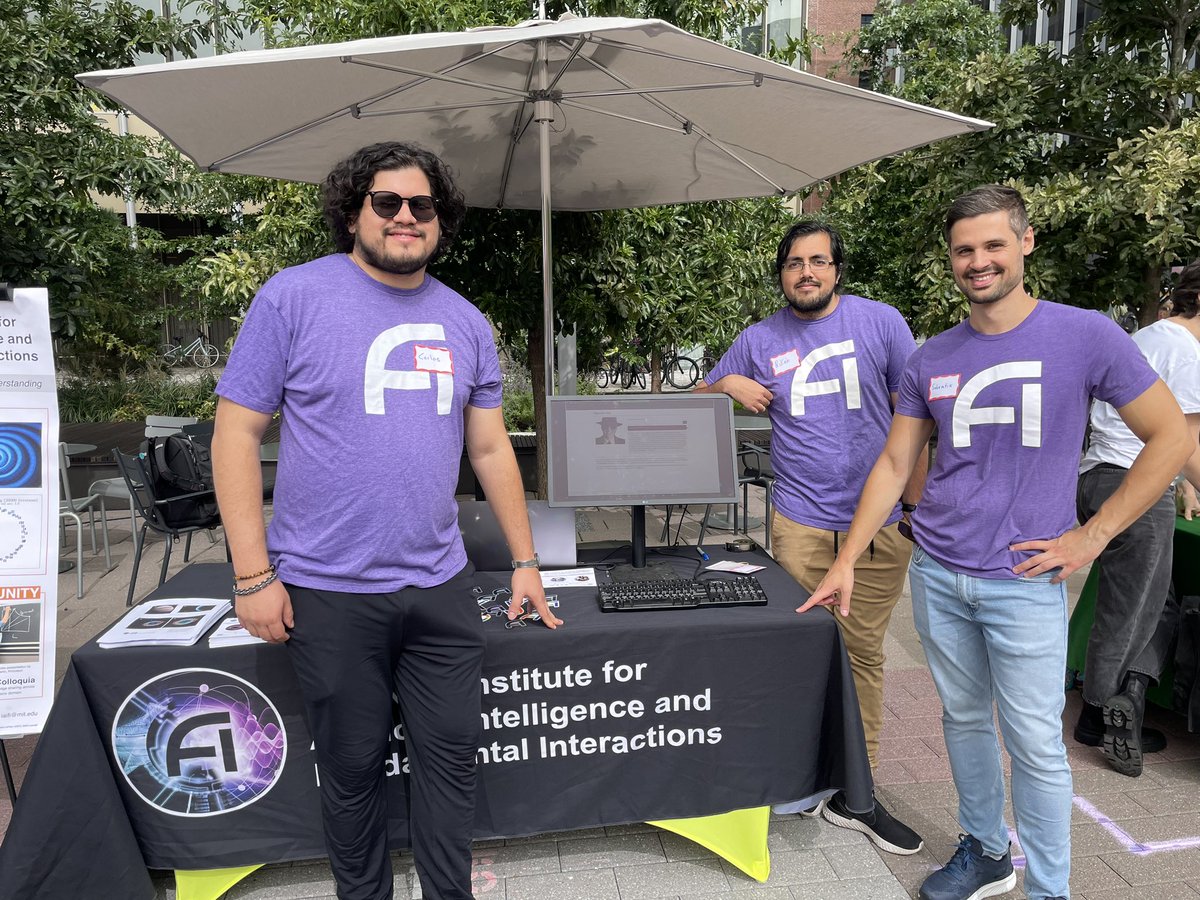iaifi_news's tweet photo. Sokratis, @carguelles314 , and @Cornkab are ready for you at our @CambSciFest booth, where you can ask our virtual Robert Oppenheimer (OpenAImer) questions about physics and more! #cambridgesciencefestival2023 https://t.co/mTW6Yw5BKY
