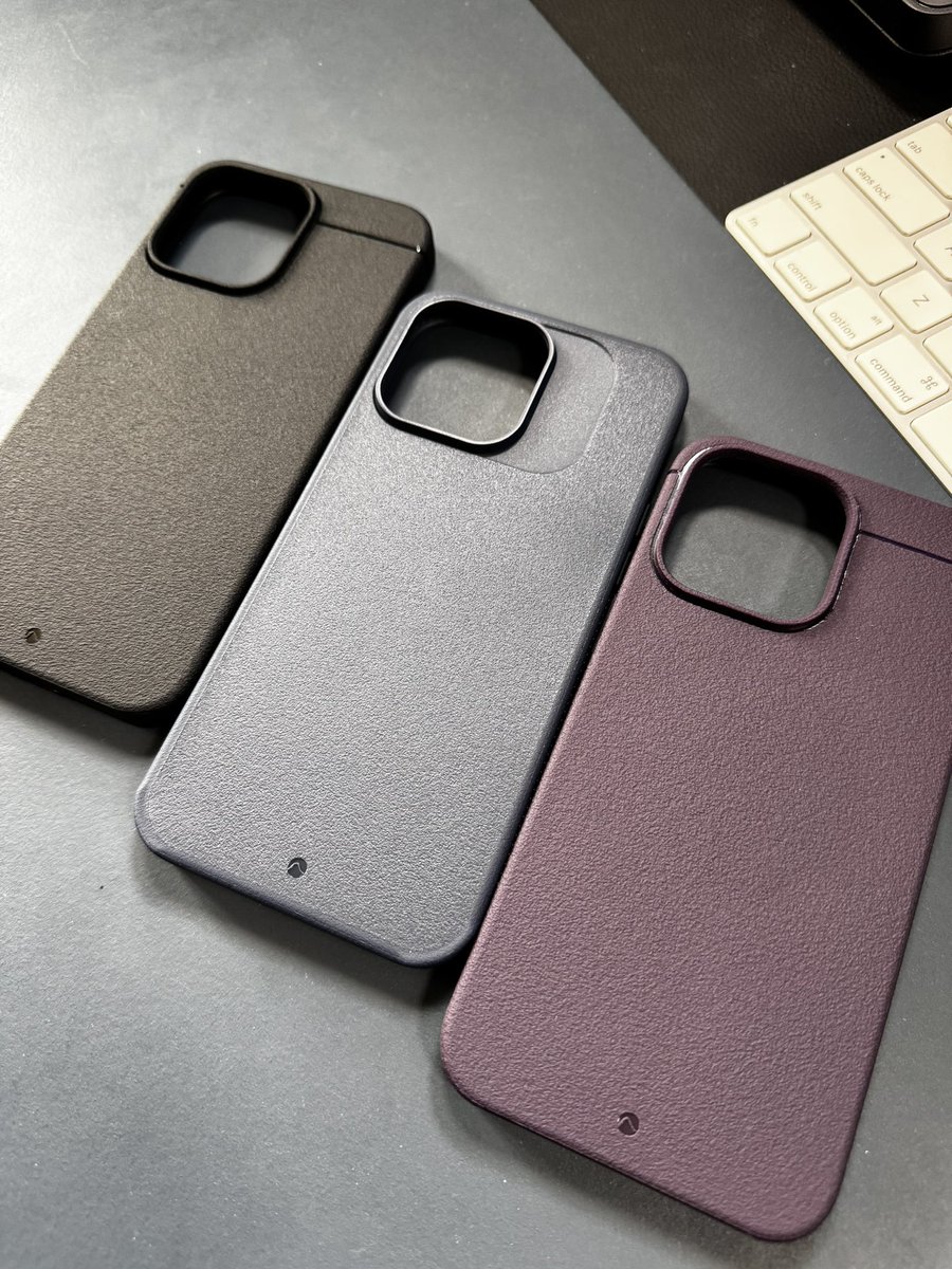 Metagamers's tweet photo. Beautiful, minimal and protective. Cases by @Caudabe for your iPhone 15 pro & pro max. Video coverage coming to https:/www.youtube.com/metagamers #iPhone15ProMax #iPhone15Pro #Apple #metagamers https://t.co/RuEjlITtGC