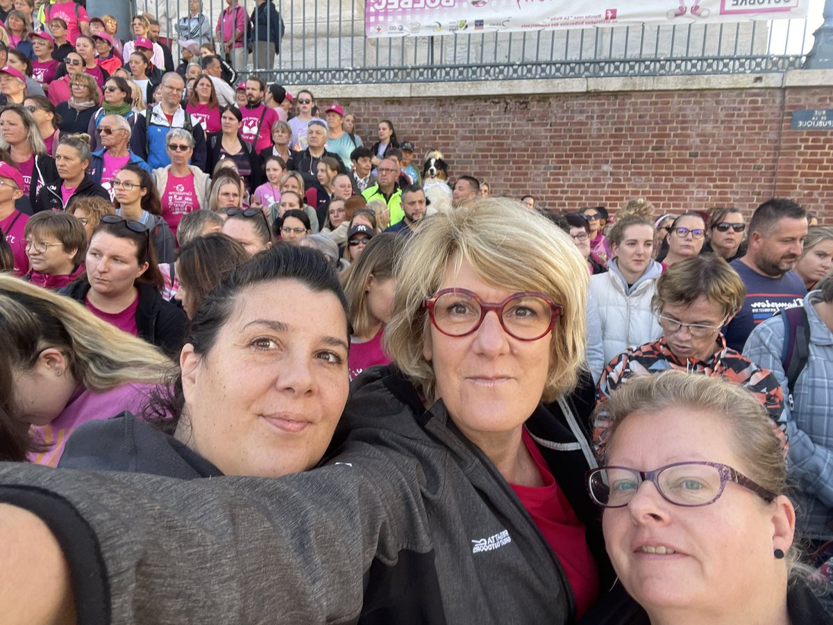 Celine_Brulin's tweet image. 5ème édition de la marche rose " La Vichy ", à #Bolbec.

Une belle manière de sensibiliser les femmes au dépistage du cancer du sein, de récolter des fonds pour la recherche et d’apporter notre soutien aux victimes de la maladie.

#OctobreRose 
#luttecontrelecancerdusein