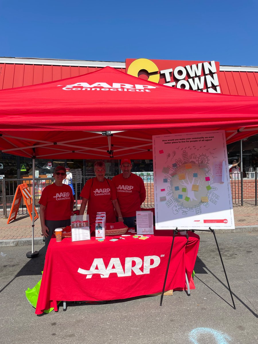 aedoroghazi's tweet image. Another beautiful day outside with @AARPCT for DominGO in Hartford. Stop by and share your your ideas for how to make your community an even better place to live for people of all ages (and learn about Social Security while you’re at it). #teamaarp