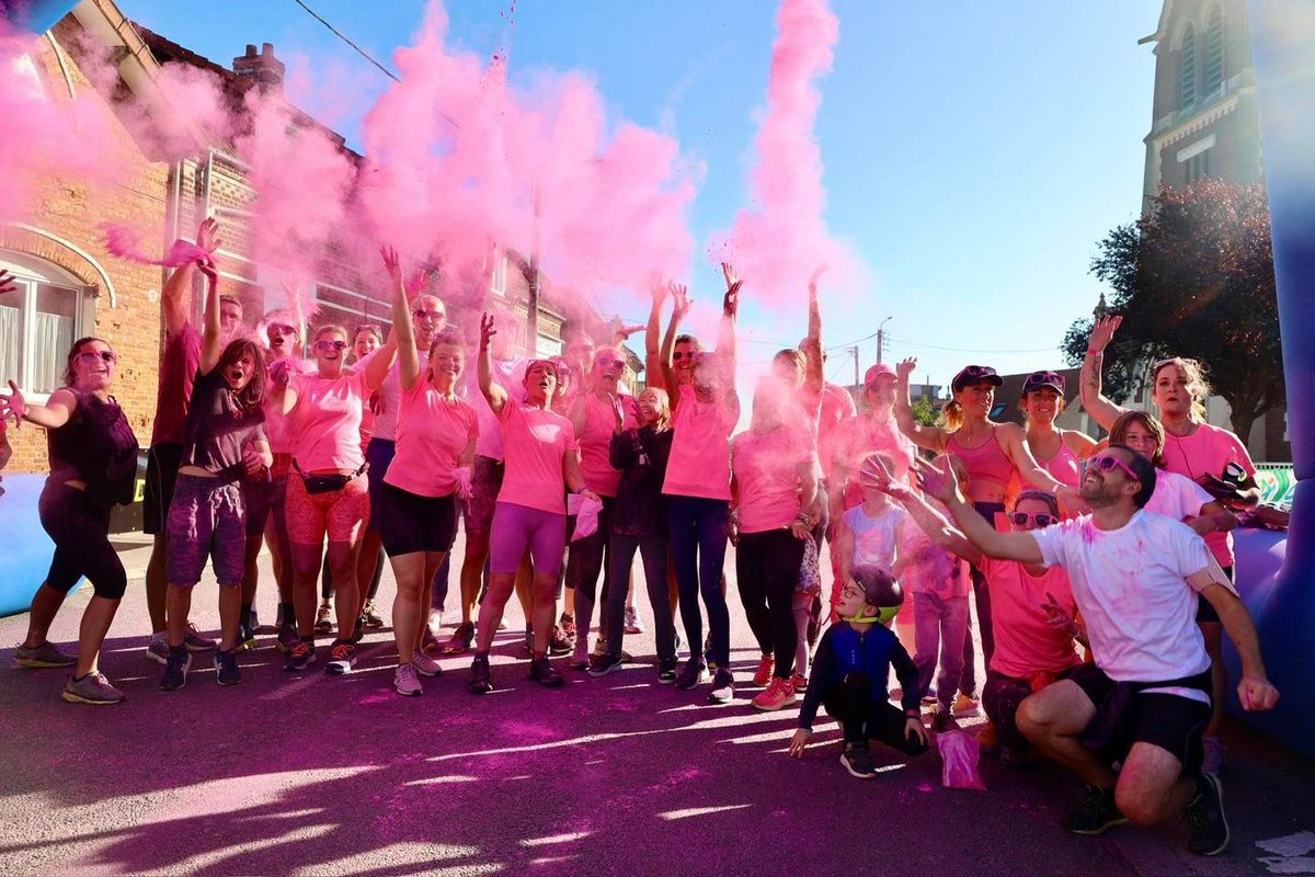 GrandArras's tweet image. 🎀 Color Pink Run à #Fampoux ! 

👉Tous poudrés de rose, les coureurs se sont lancés sur une boucle de 5km pour la bonne cause !

🤝🎀 Nos communes se mobilisent pour sensibiliser au dépistage du cancer du sein 

📍Le #GrandArras en mode Octobre #Rose !