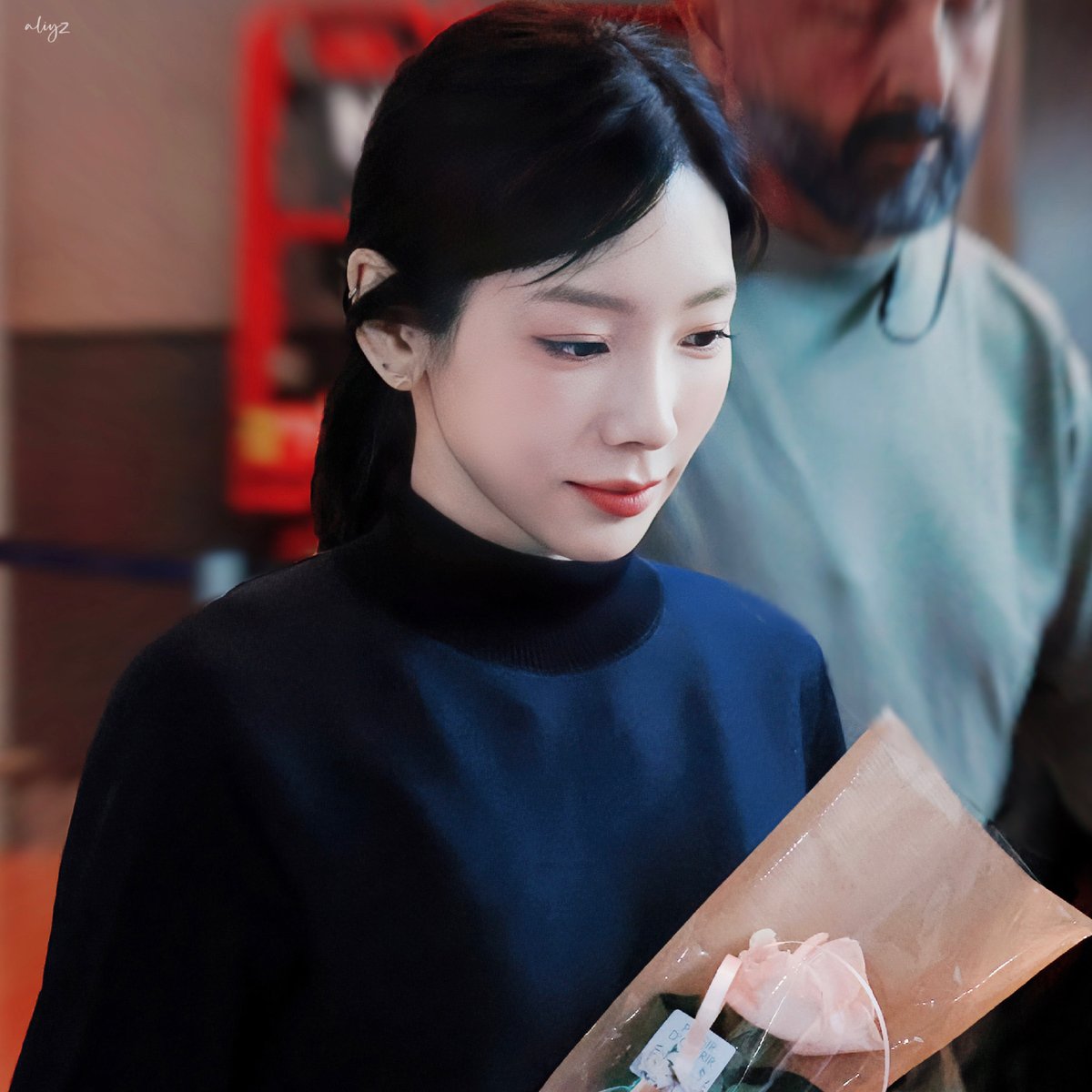 309KTYSS's tweet photo. Paris CDG Airport Arrival 🫠💐

TAEYEON PARIS FASHION WEEK #LVSS24

231001 by cproceLiyz 
#태연 #TAEYEONxLouisVuitton @TAEYEONsmtown https://t.co/Rbh51M9eX0
