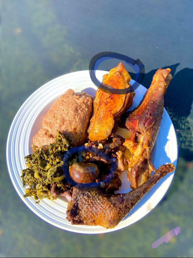 Keit_Mangope's tweet image. Plate 2 yone nnyaa bagaetsho🙆🏿‍♀️🤷🏿‍♀️😂😂 #EndsMeat #BriansMeat