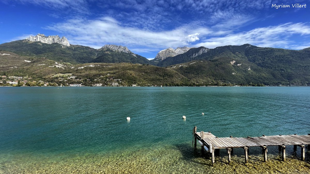 MyriamVillert's tweet photo. 5️⃣📷 #Duingt Le Lac d’Annecy 🩵
#MagnifiqueFrance
#Annecy #HauteSavoie
thread ↓ https://t.co/ZZfm0oY2EW