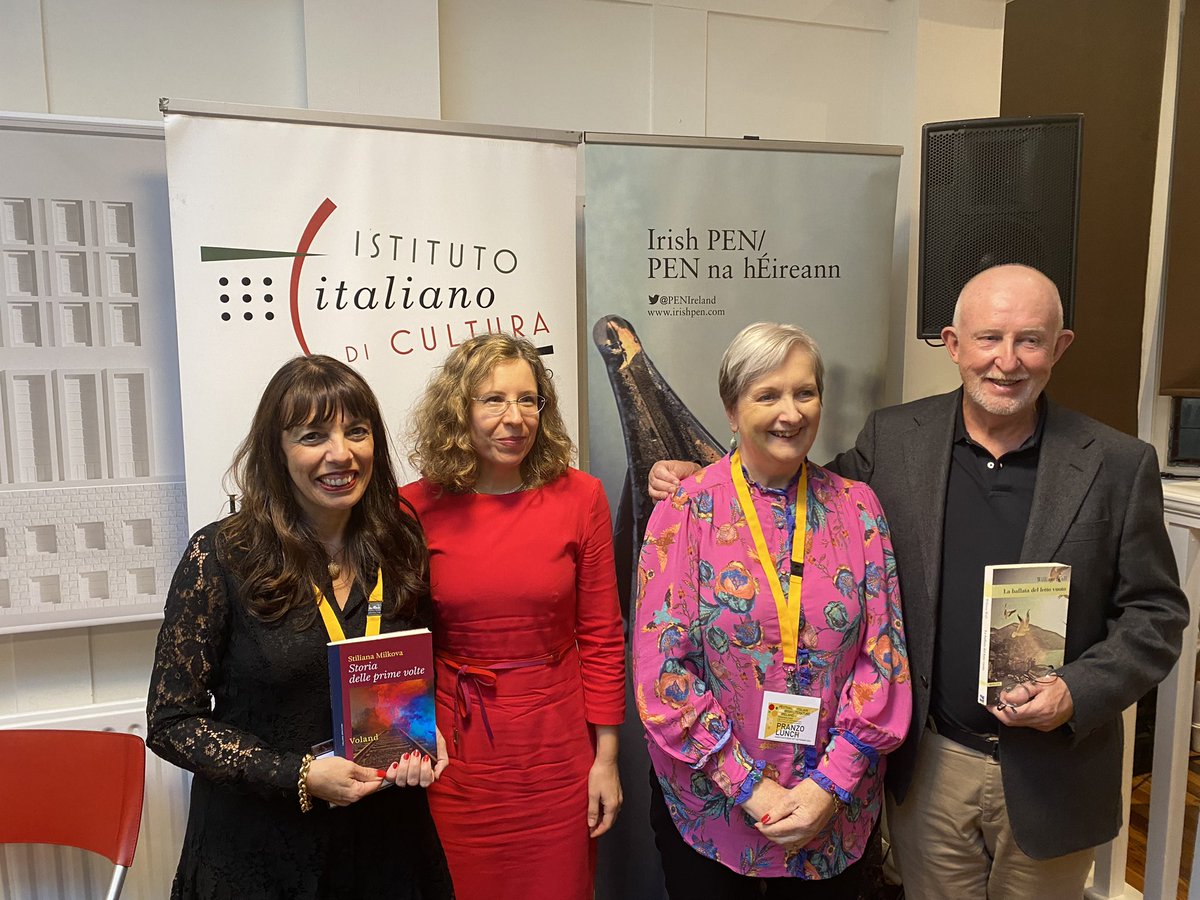 EnricaFerrara's tweet photo. During the panel “Crossing Over: Language, Place, Identity” moderated by Barry McCrea at #FIILI we listened to wonderful stories of displacement and multilingual identity-building from @MilkovaStiliana &amp; #WilliamWall ❤️📚☘️ https://t.co/0EKi7fwmMV