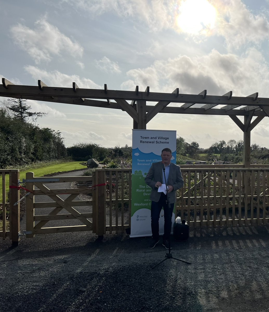 malcolmbyrne's tweet photo. A lovely afternoon at the official opening of the #Boolavogue Community Garden and Old Schoolhouse Refurbishment.

Well done to all involved. https://t.co/okQkhiMB1F