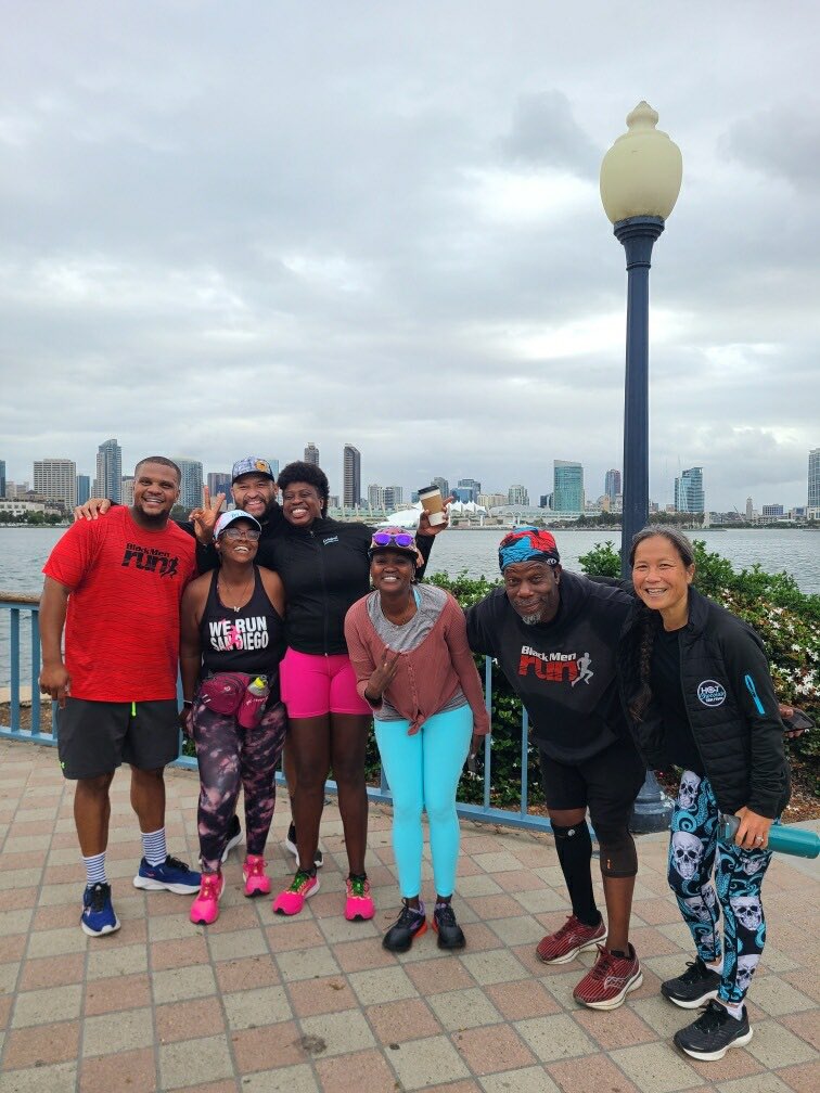 Nasara_Gargonnu's tweet photo. #SundayRUNday complete! #LongRunSundayβ¦ π₯΅ππΎββοΈππ½ββοΈThanks for organizing this Ciara! Thanks for the βPUSHβ Emory!
#WeRunSanDiego
#liveWellSD
#chicagomarathontraining #HealthyBrotherhood #BlackMenRun #UnityRun #WeRunSD #runnersofinstagram #blkrunners #runningmotivation #runhappy #running #saucony @blackmenrun @blkrunners @monitorthebeat #muirenergy #doingtoomuch #cantstopwontstop #sandiego