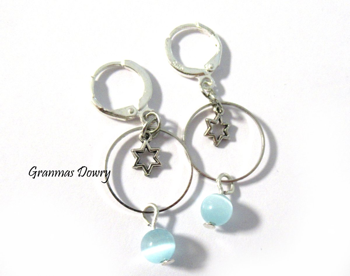 GrandmasDowry's tweet photo. Dainty Jewish Earrings, Star of David Earrings, Magen David Dangle Earrings, Handmade Judaica One-of-a-kind https://t.co/aGdDcaxMCi #earrings #barbatmitzvah  #JewishEarrings   #unisexadults  #leverback #bohohippie https://t.co/p4utP0T8b3