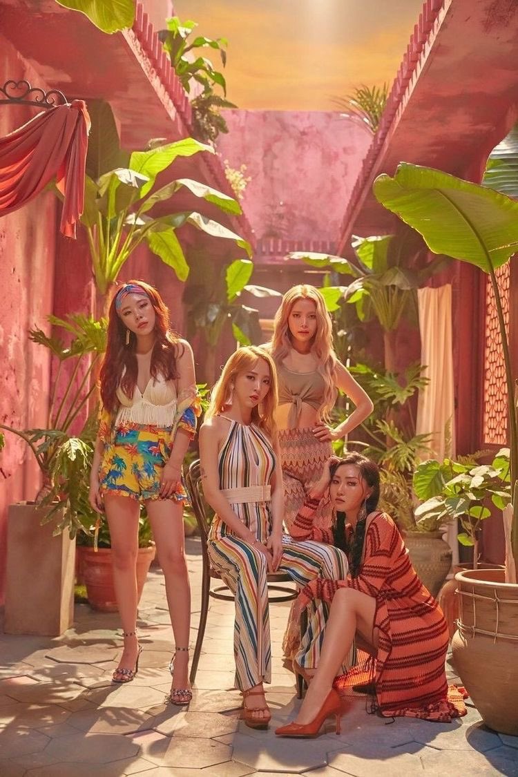 midnightent12's tweet photo. ᅠ
ᅠ
                                   COMEBACK ! !

                                      Mamamoo
                                      “Egotistic”

                          Group Concept Photos 

ᅠ
ᅠ https://t.co/y66hDAwBpO