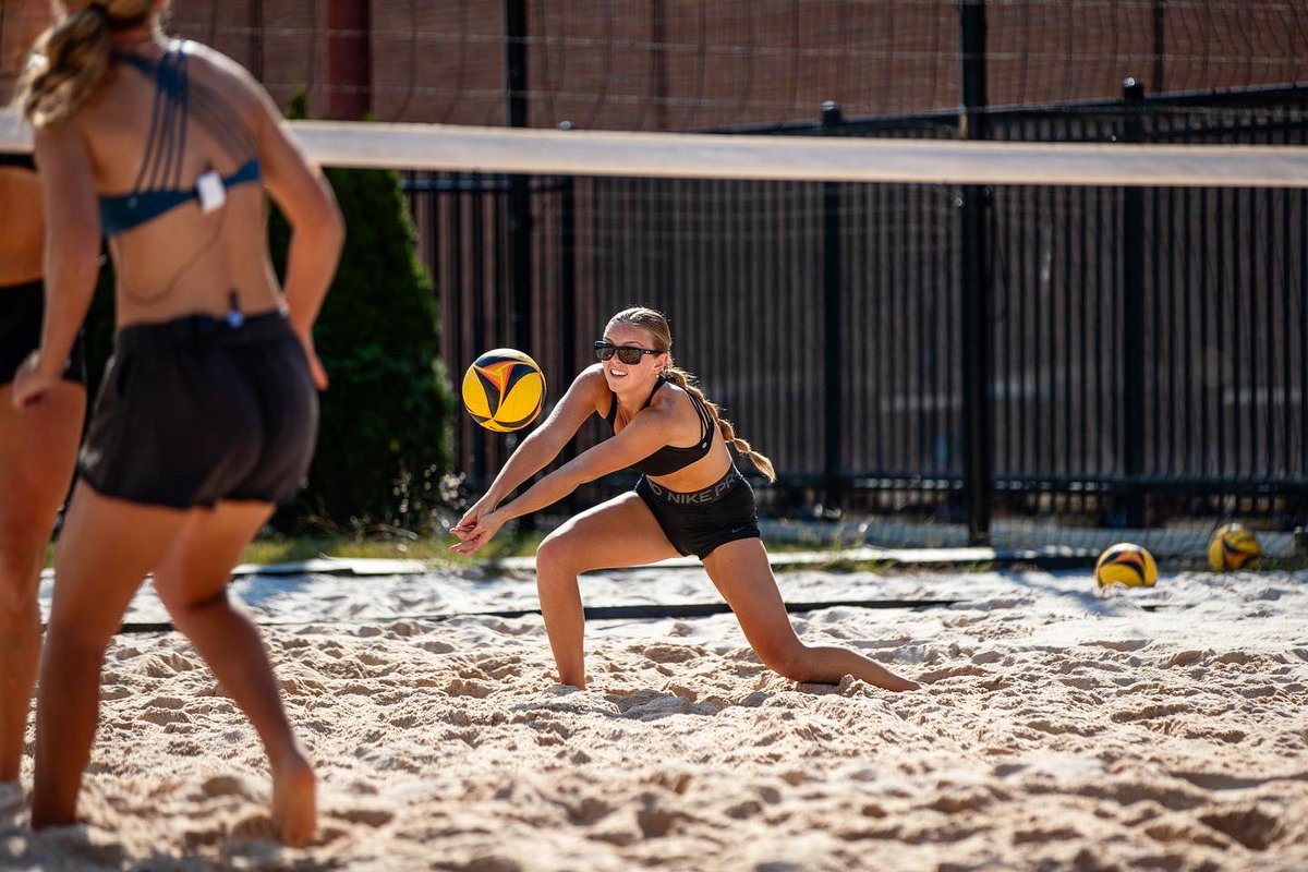 EKUBeachVB's tweet photo. ๐๐๐ง๐๐ฒ ๐๐ฎ๐ง๐๐๐ฒ >>> ๐๐ฎ๐ง๐๐๐ฒ ๐๐๐๐ซ๐ข๐๐ฌ
#GoBigE๐๏ธ๐ | #SandySunday | #SundayScaries https://t.co/phNnG2Tg7N
