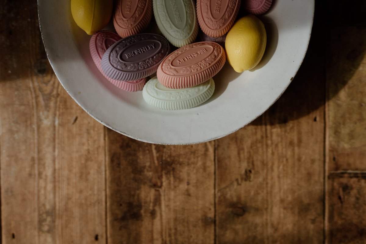 Only 4 hours left to get 15% off everything on our website. Use code 'FRIDAY' until midnight!