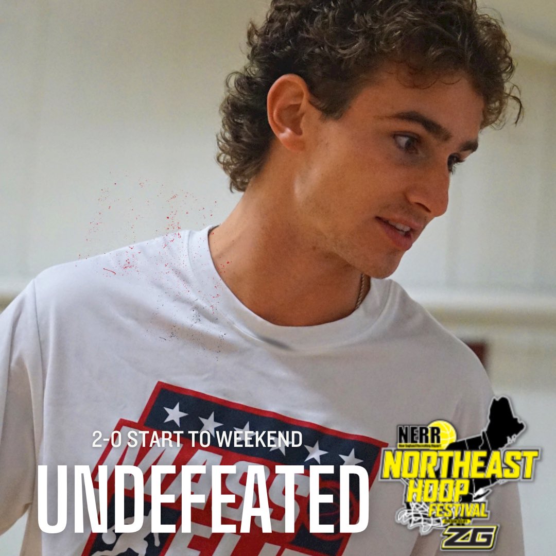 Coach Fowler (<a href="/IanFowler04/">Ian Fowler</a>) leading his HS boys to 2-0 record prior to Championship Sunday <a href="/NERRHoops/">New England Recruiting Report NERRHoops</a> #NortheastHoopfest. @ZachIannacone5 and <a href="/WillFowler0/">Will Fowler</a> both going OFF on opening wins against Central Mass Lions and The Court