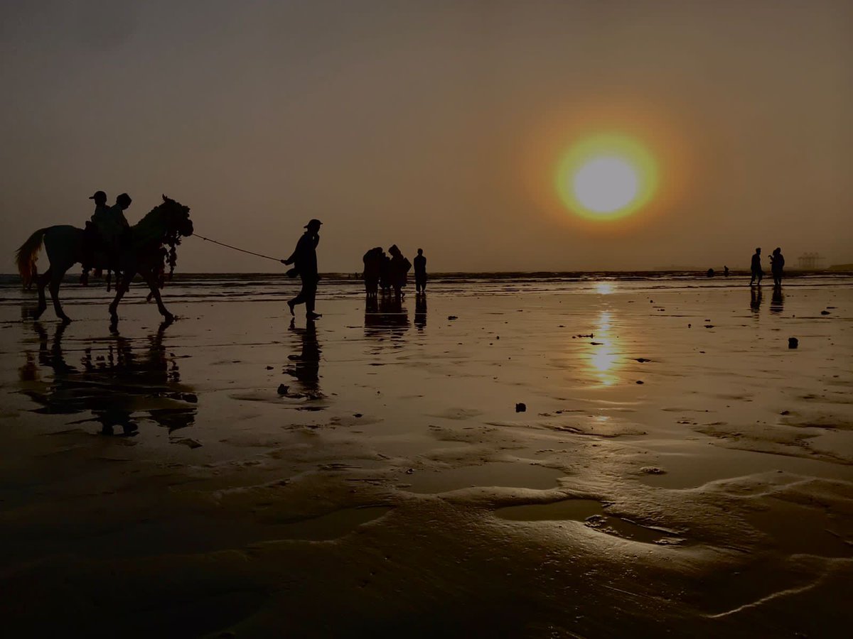 shereenkarim22's tweet photo. #Karachi #lovethispic #keepyourenvironmentclean #pc credit https://t.co/NhPgQq7RuR