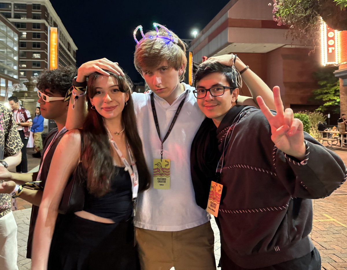 hannah 🧚🏻‍♀️ tweet media