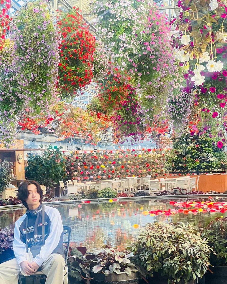 soyandreanavarr's tweet photo. Zero cabello largo + flores = belleza en su máximo esplendor 💕 https://t.co/khCqmX5Krq