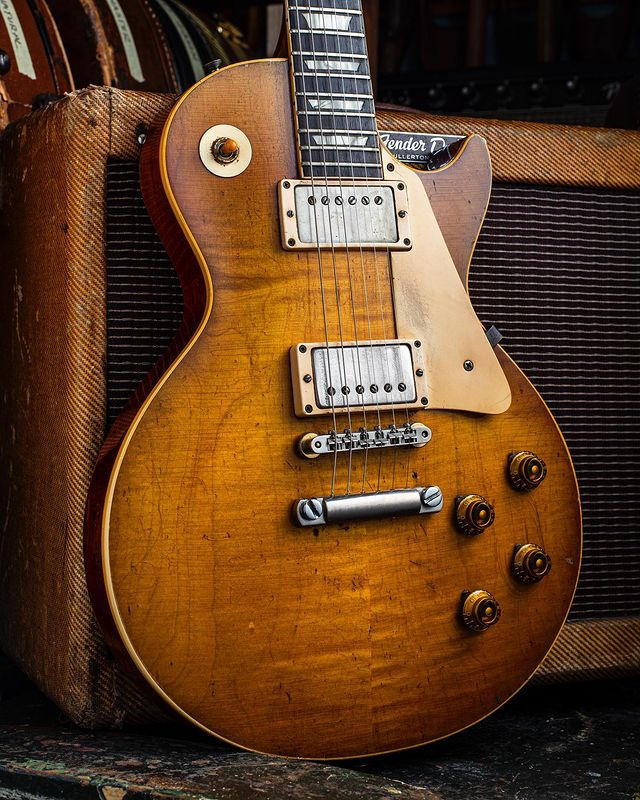 #GibSunday Mick Taylor/Keith Richards' 1959 Gibson Les Paul Burst #guitar #Gibson #FamousGuitars #MickTaylor #KeithRichard #TheRollingStones