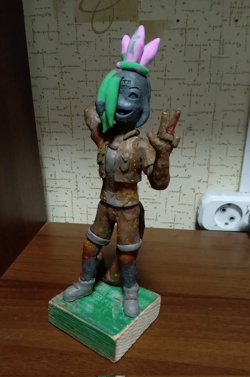 Masha_TMS's tweet photo. Amazing, I made a full-fledged figure in 3 days! 😳
Don’t ask me how I did it, I’m surprised by it myself! 😅
And yes, I still decided to finish sculpting LENS, otherwise, well... it won’t be very good if he only has one head.
@lynn_carne
#fnfLENS #figure https://t.co/0LVUPg2RZv