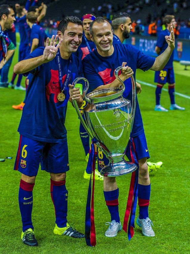gutiifcb's tweet photo. Los dos mejores centrocampistas de la historia del fútbol. https://t.co/q9DFizUB9n