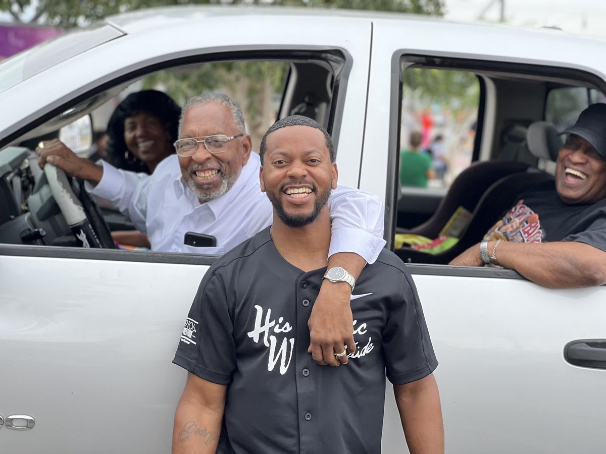 WillMcCurdyII's tweet photo. This weekend we held a centennial parade down Jackson Street to celebrate the 100 year anniversary of the Historic Westside School. Thank you to all the performers partners—and my fellow elected officials—who came out for this truly historic milestone. #HistoricWestside #lasvegas https://t.co/VGiLhRPf0O