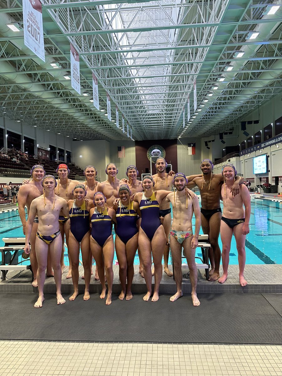 lsu_waterpolo's tweet photo. Great job this weekend going 2-2, Tigers!!! Thank you to the Texas A&amp;M water polo team for hosting, we had so much fun 💜 https://t.co/Ev48xNhHJl