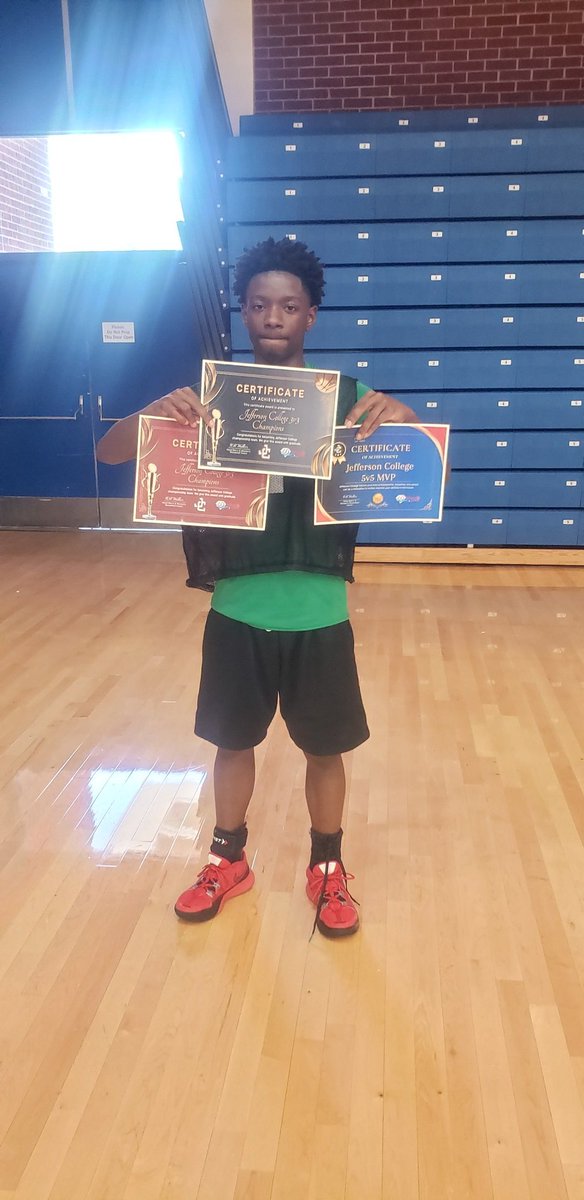 Donovan Meads Jr putting in work at Jefferson College