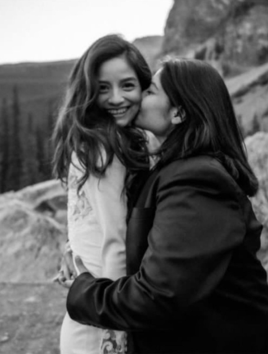 Mrs.Patiño AssistantPrincipal HelmsES tweet media