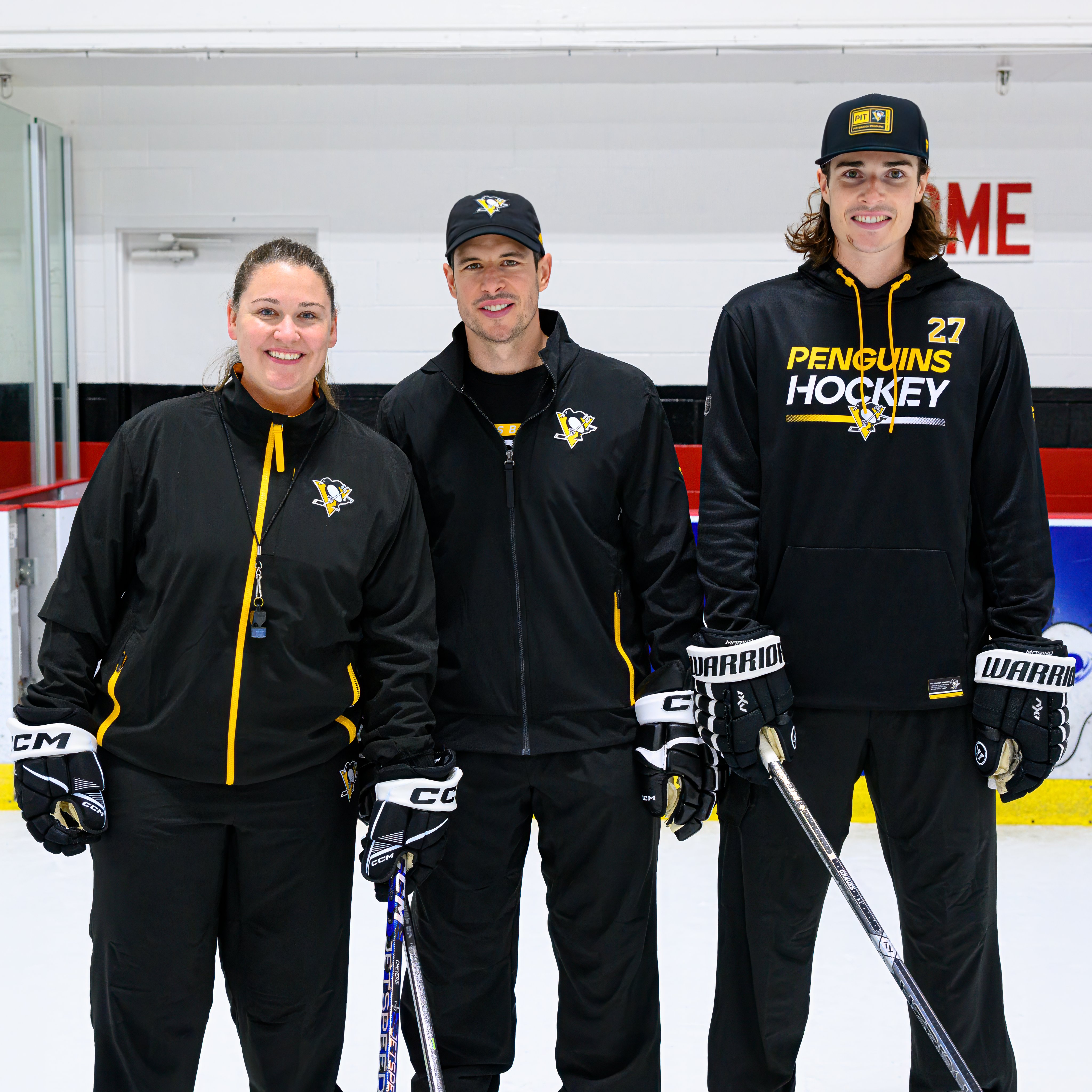 Kori Cheverie, Jessica Campbell make NHL history as first female