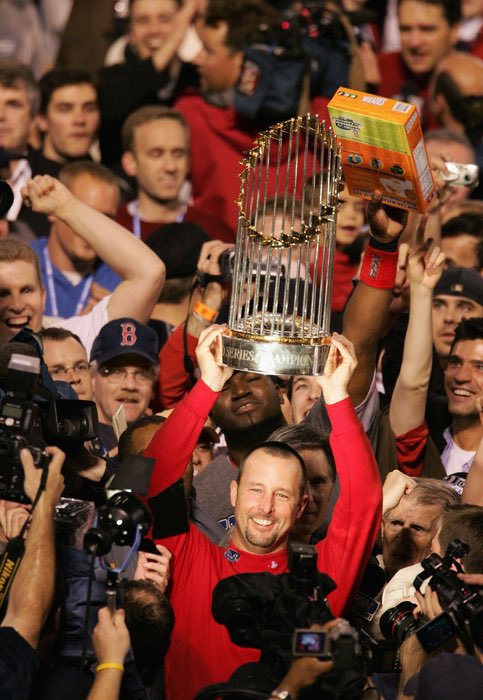 Every complimentary word you’ve heard about Tim Wakefield, take that and multiply it by a million. It’s all true. Genuinely one of the kindest, most selfless, caring and giving people I’ve ever met. I’m heartbroken. All the love and condolences to his family. Rest in power, 49.