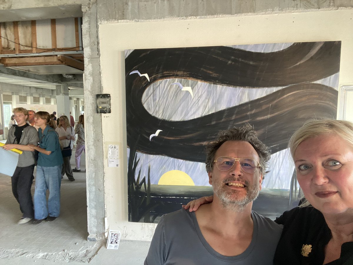 MinkeSchat's tweet photo. Art-check BIG ART
Curated by Anne van der Zwaag
With art by
Daphne Glasmacher
@RobbertdeGoede
@CliftonMahangoe
@mobraspenning
and others.
#artcheck #bijlmerbajes #bigart #illusion https://t.co/aDZF7d7Toc