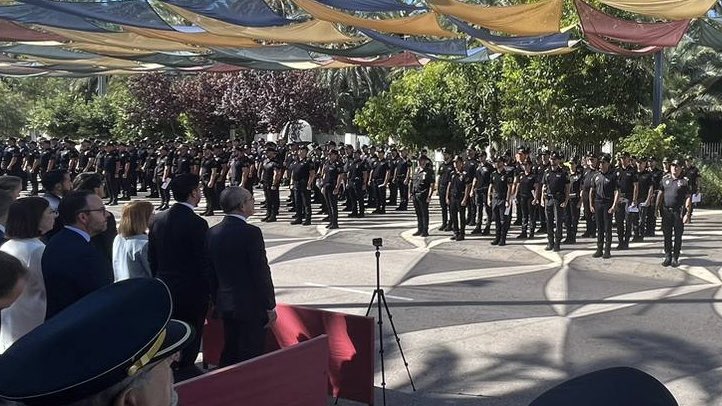policiaelche's tweet photo. Hoy hemos celebrado el #Patrón de esta Policía Local, reconociendo el #trabajo llevado a cabo por los miembros de esta plantilla durante el año
👉🏼 También se ha #distinguido actuaciones y colaboraciones destacadas de civiles a nivel individual https://t.co/Yeg1RWVI6X