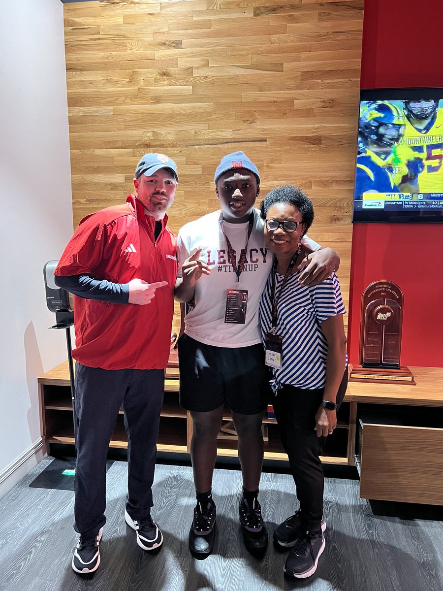 After a amazing visit and a amazing conversation with <a href="/TripCarrico/">Trip Carrico</a> and <a href="/Coach_B_Lewis/">Billy Lewis</a> I’ve received a offer from Arkansas state <a href="/HitThatLineAR/">ESPN Arkansas & HitThatLine.com</a> 
<a href="/TXPrivateFBGuy/">Texas Private School Football</a>