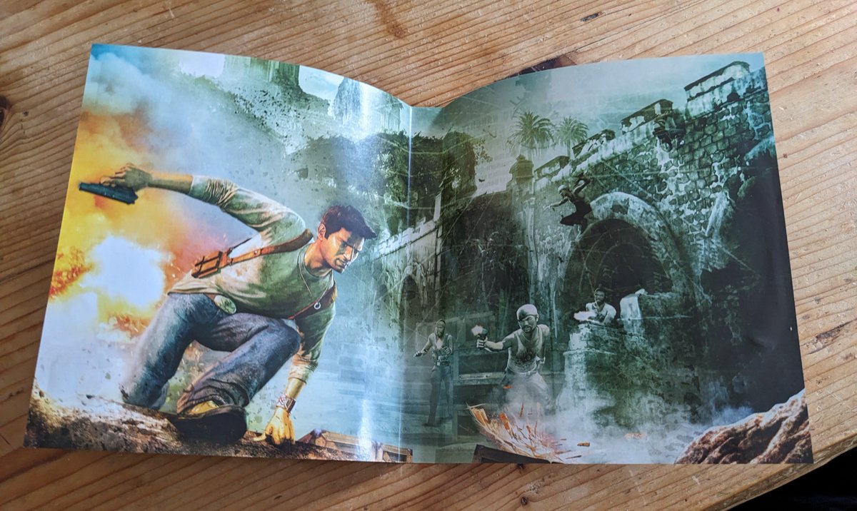 TheTedderTweet's tweet photo. Did anyone else know about this Easter egg on the inner side of the Uncharted insert?? https://t.co/GGyHB9RcS3