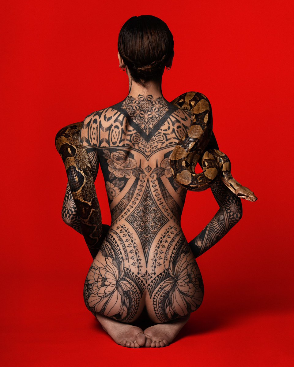 My opening in Marbella is tomorrow, Oct 2nd. Excited to share new work! 7.30pm at Faris Fine Art in Porto Banús. #ArtistOnTwitter #fineartphotography