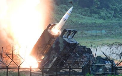 visegrad24's tweet photo. BREAKING:

Estonia, Latvia and Lithuania will jointly purchase ATACMS missiles.

🇪🇪🇱🇻🇱🇹 https://t.co/DBLpmFZUa1