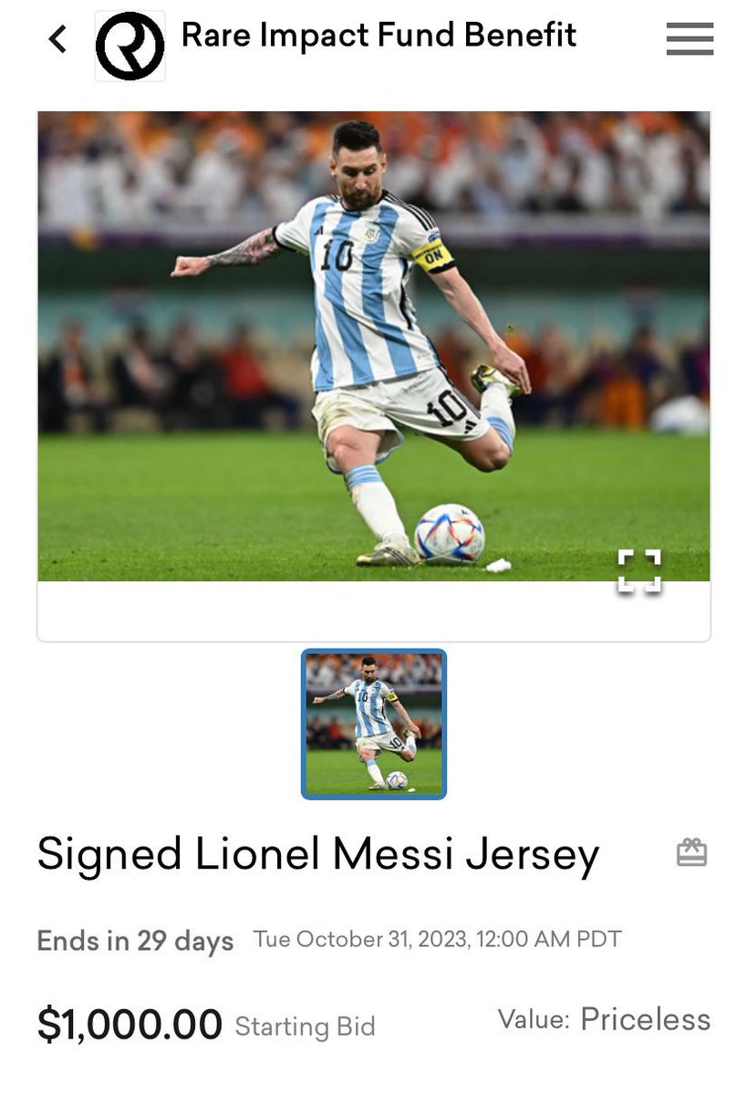 SELENAT0RSARMY's tweet photo. La leyenda del fútbol, Lionel Messi donó una camiseta firmada al fondo de caridad de Rare Impact de Selena Gomez.

El evento busca recaudar fondos y ampliar las charlas sobre salud mental.

Se rumorea que el futbolista podría asistir a la gala benéfica el 4 de octubre. https://t.co/CdtLTm6zF2