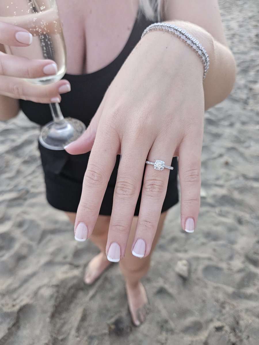 MRS BLACKOUTZ TO BE 

<a href="/DannnFTW/">iBLaCKOuTz xX | nVn</a> MAGIC 🩷