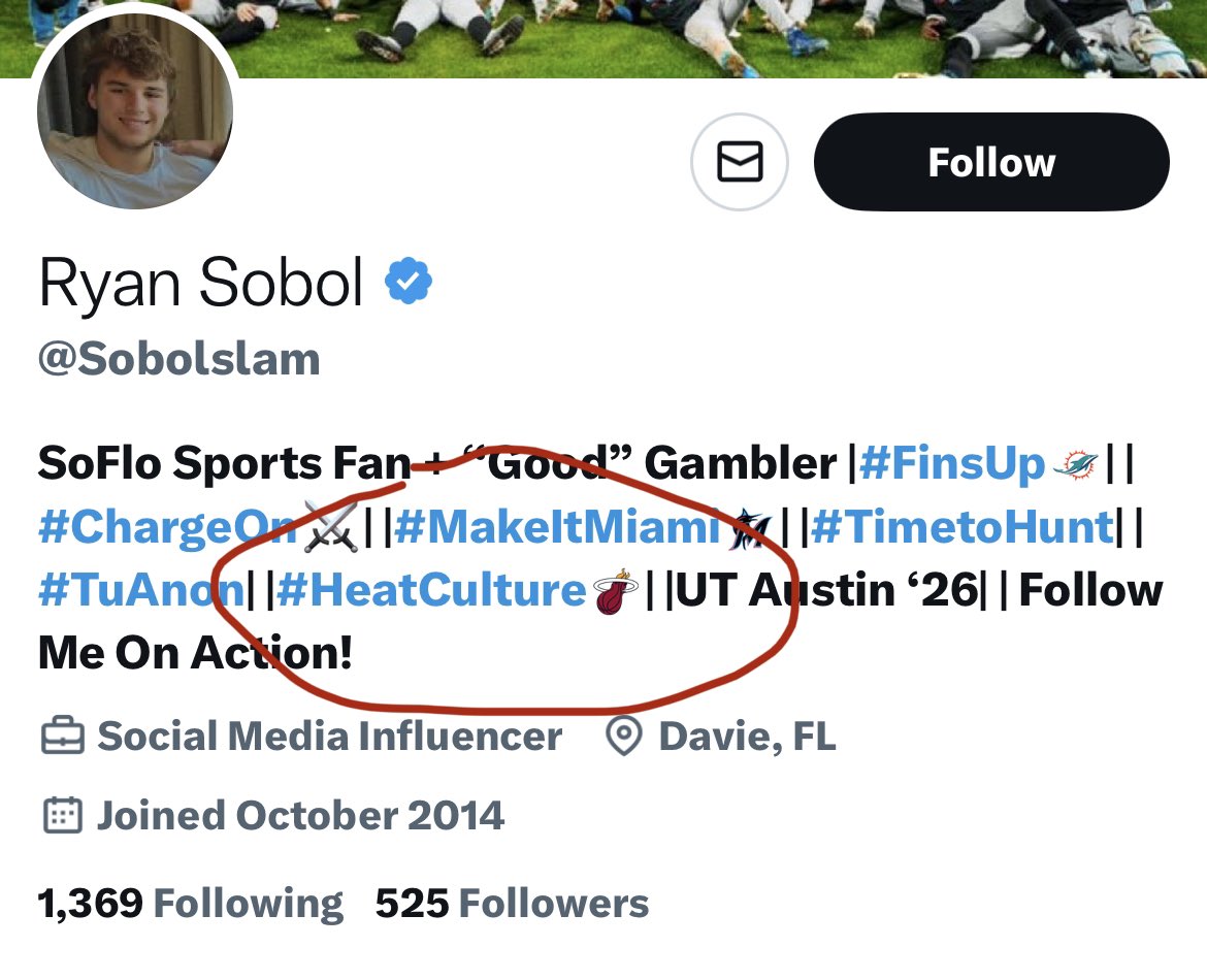 BiggLynch's tweet photo. @Sobolslam @BleacherReport Say no more https://t.co/Tk2QX1bFBc