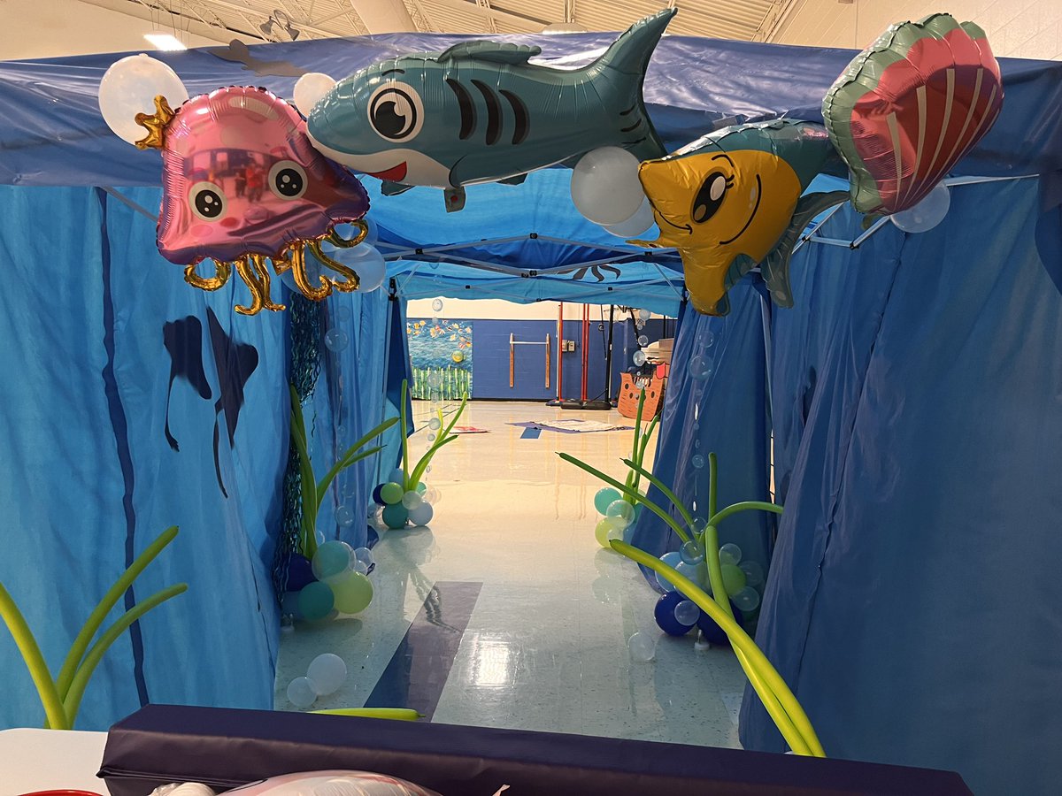 Oak Elementary School tweet media