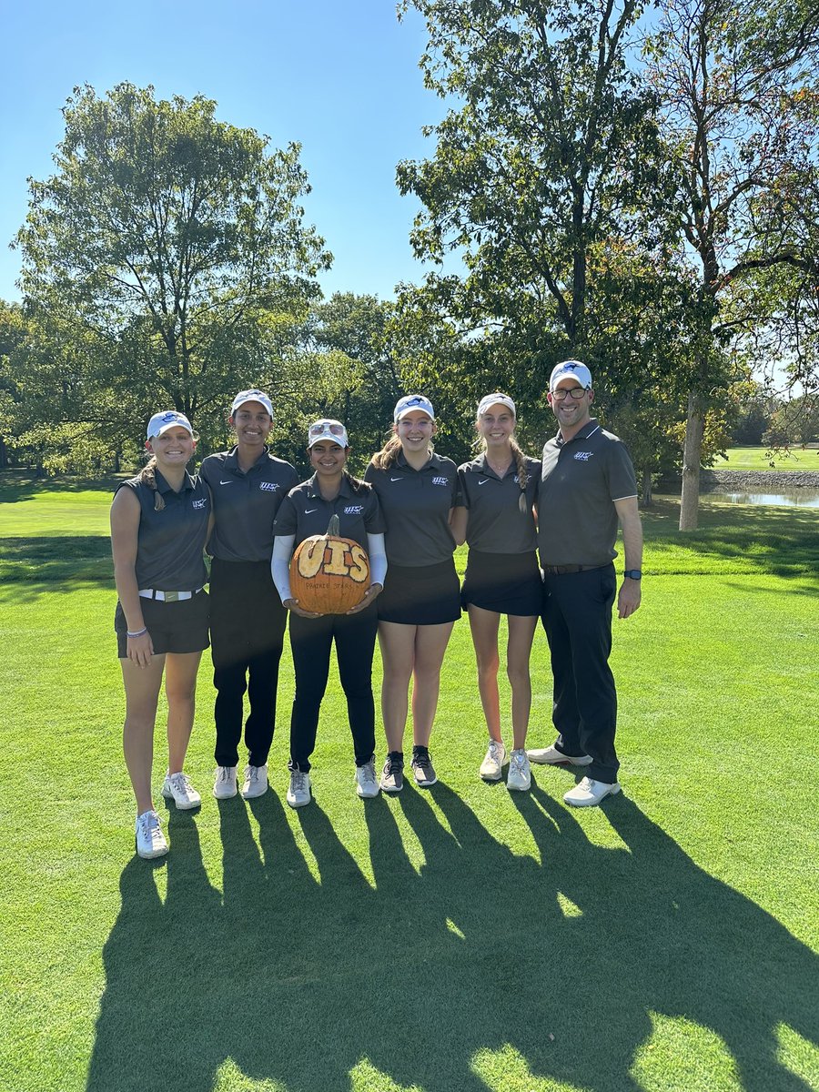 Welcome @UISGolf to the William Beall Fall Classic!