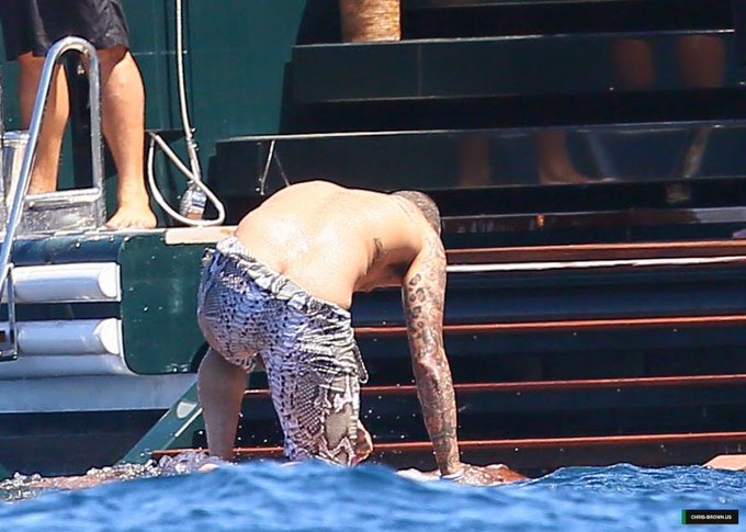 Chris brown ass crack needs to be sniff 👃🏾🍑🤤 #gay #bi #booty #feet #feet_pic #feet_lover #FOOTFETİSH<a href="/tag/gay"class="tags">#gay</a><a href="/tag/booty"class="tags"><span>#booty</span></a><a href="/tag/footfetish"class="tags"><span>#footfetish</span></a><a href="/tag/feet"class="tags"><span>#feet</span></a><a href="/tag/bi"class="tags"><span>#bi</span></a><a href="/tag/solelicker"class="tags"><span>#solelicker</span></a><a href="/tag/feet_lover"class="tags"><span>#feet_lover</span></a>