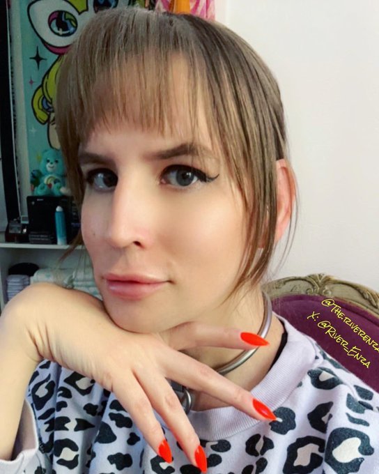 Ringing in October padded 💜🧡 https://t.co/DzbhJVfDv7