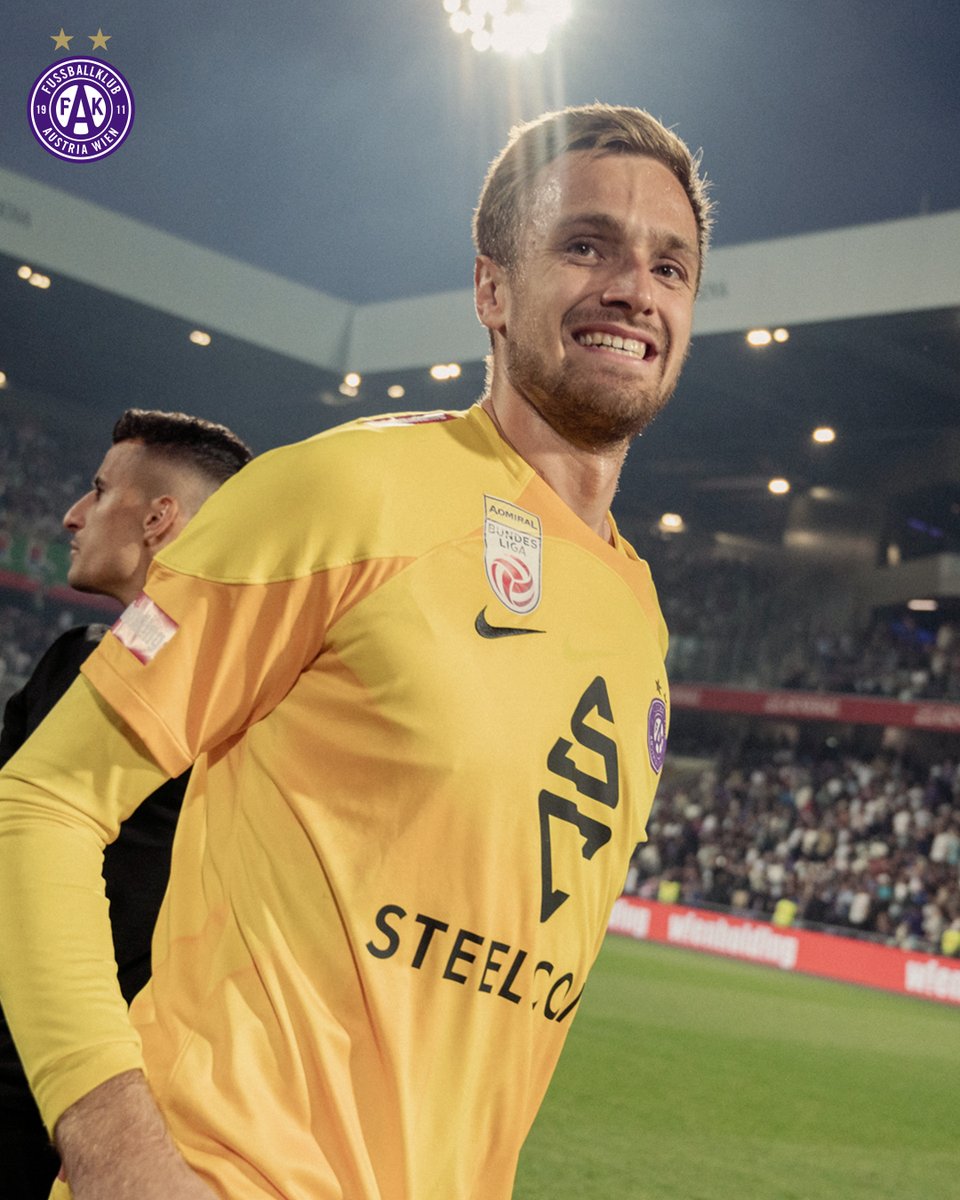 Leidenschaft auf dem Feld und auf den Rängen.
90 Minuten und darüber hinaus.
Das ist AUSTRIA 𝗪𝗜𝗘𝗡. 💜

#faklive
📸 <a href="/MrShaked/">Daniel Shaked</a>