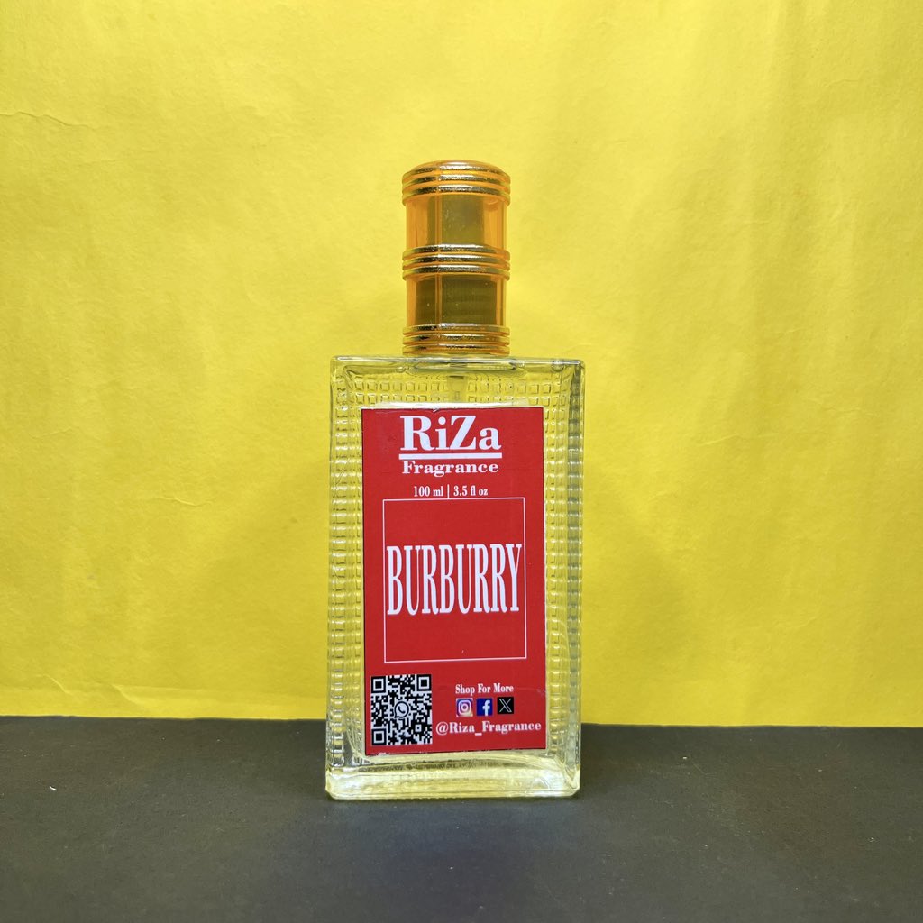 riza_fragrance's tweet photo. Burburry perfume: the perfect finishing touch to any outfit.
#RizaFragrance #BurberryStyle #Burburry #BurberryFragrance #BurberryBeauty #LuxuryPerfume #AttarPerfume #FragranceLovers #ScentOfTheDay #CustomisedPerfume #LuxuryScent #PersonalisedFragrance #PerfumeCollection #Scented https://t.co/yliRUy7DL5